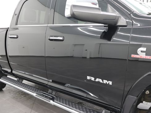 Used 2022 RAM 2500 Laramie AWD/4WD image 24