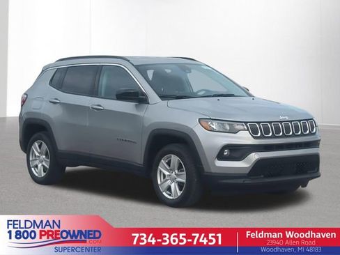 Used 2022 Jeep Compass Latitude AWD/4WD image 1