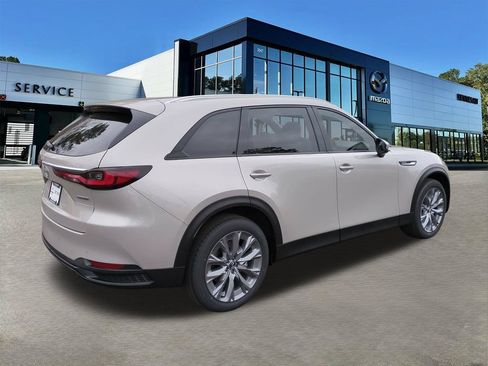Certified 2026 MAZDA CX-90 3.3 Turbo w/ Preferred Package AWD/4WD image 4