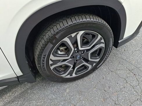 Certified 2023 Subaru Ascent Limited AWD/4WD image 12