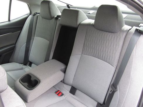 Certified 2025 Toyota Camry LE w/ Convenience Package AWD/4WD image 17