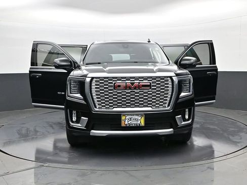 Used 2022 GMC Yukon Denali AWD/4WD image 32