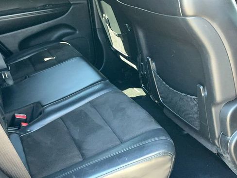 Used 2020 Jeep Grand Cherokee Laredo w/ Laredo X Package image 16