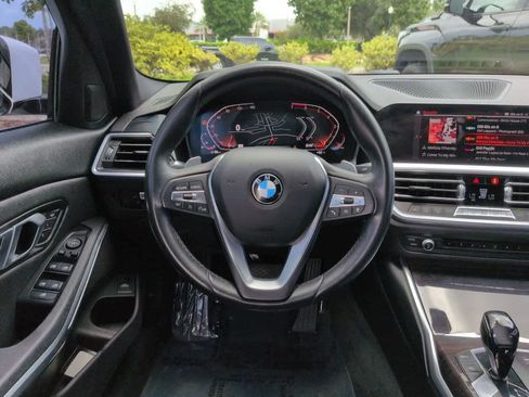 Used 2019 BMW 330i Sedan w/ Convenience Package RWD image 15