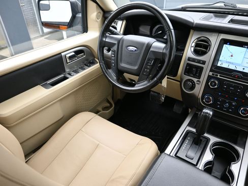 Used 2017 Ford Expedition EL XLT w/ Equipment Group 202A image 23