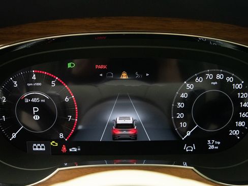 New 2025 Bentley Bentayga image 17