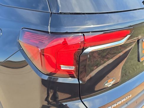 New 2026 GMC Terrain Elevation w/ Technology Package II FWD image 32