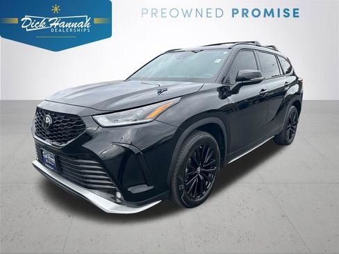 Used 2023 Toyota Highlander XSE image 1