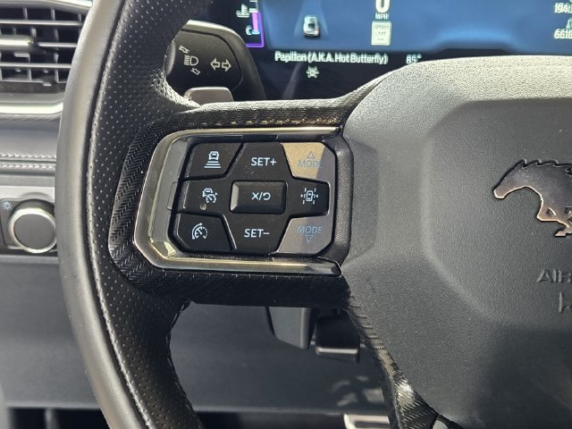 Used 2025 Ford Mustang GT Premium RWD image 31