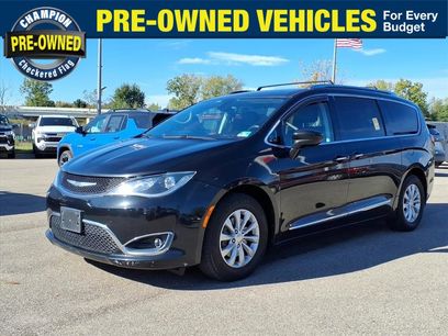 Used 2018 Chrysler Pacifica Touring-L