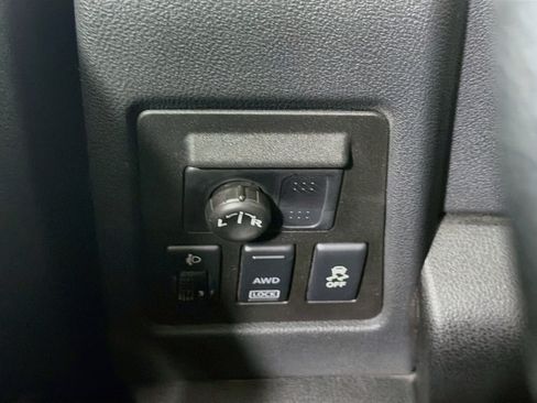 Used 2013 Nissan Rogue SL AWD/4WD image 17