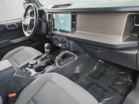 Used 2022 Ford Bronco Outer Banks image 19