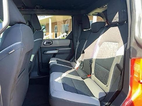 Used 2023 Ford Bronco Wildtrak AWD/4WD image 12