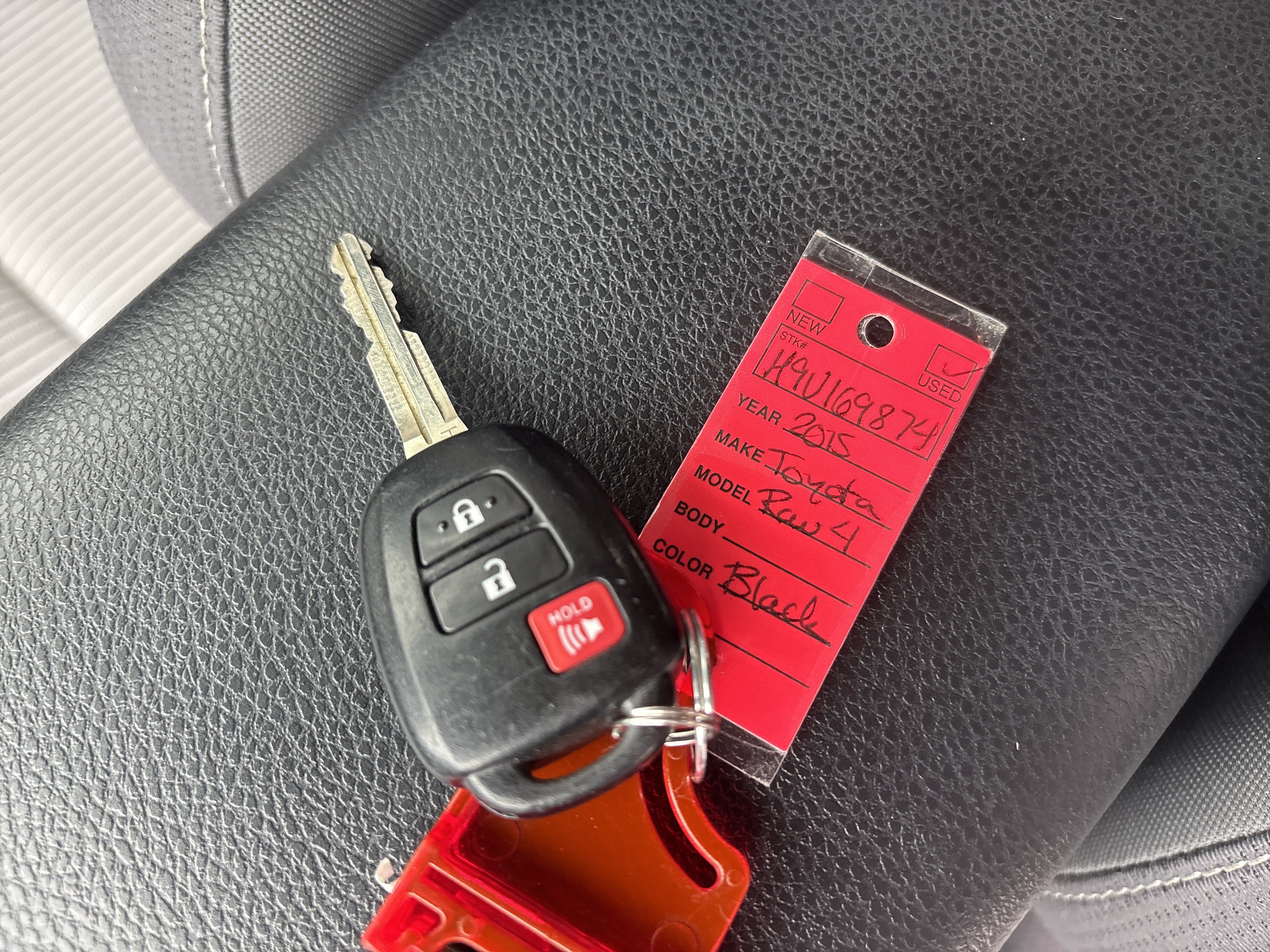 Used 2015 Toyota RAV4 XLE FWD image 33