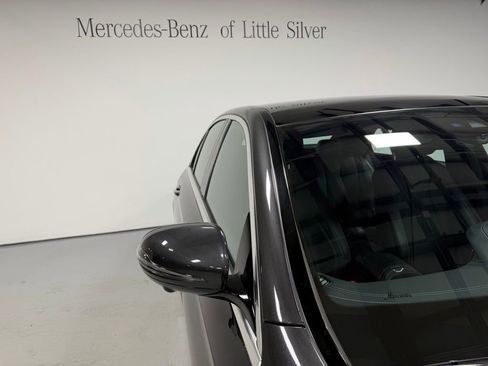 Used 2023 Mercedes-Benz E 350 4MATIC Sedan image 12