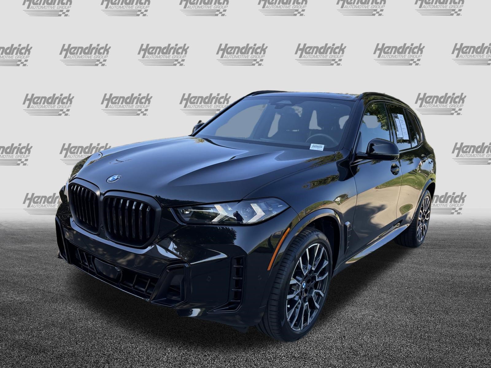 Certified 2026 BMW X5 sDrive40i w/ M Sport Package RWD image 5