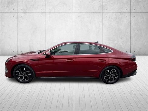 Used 2024 Hyundai Sonata SEL image 2