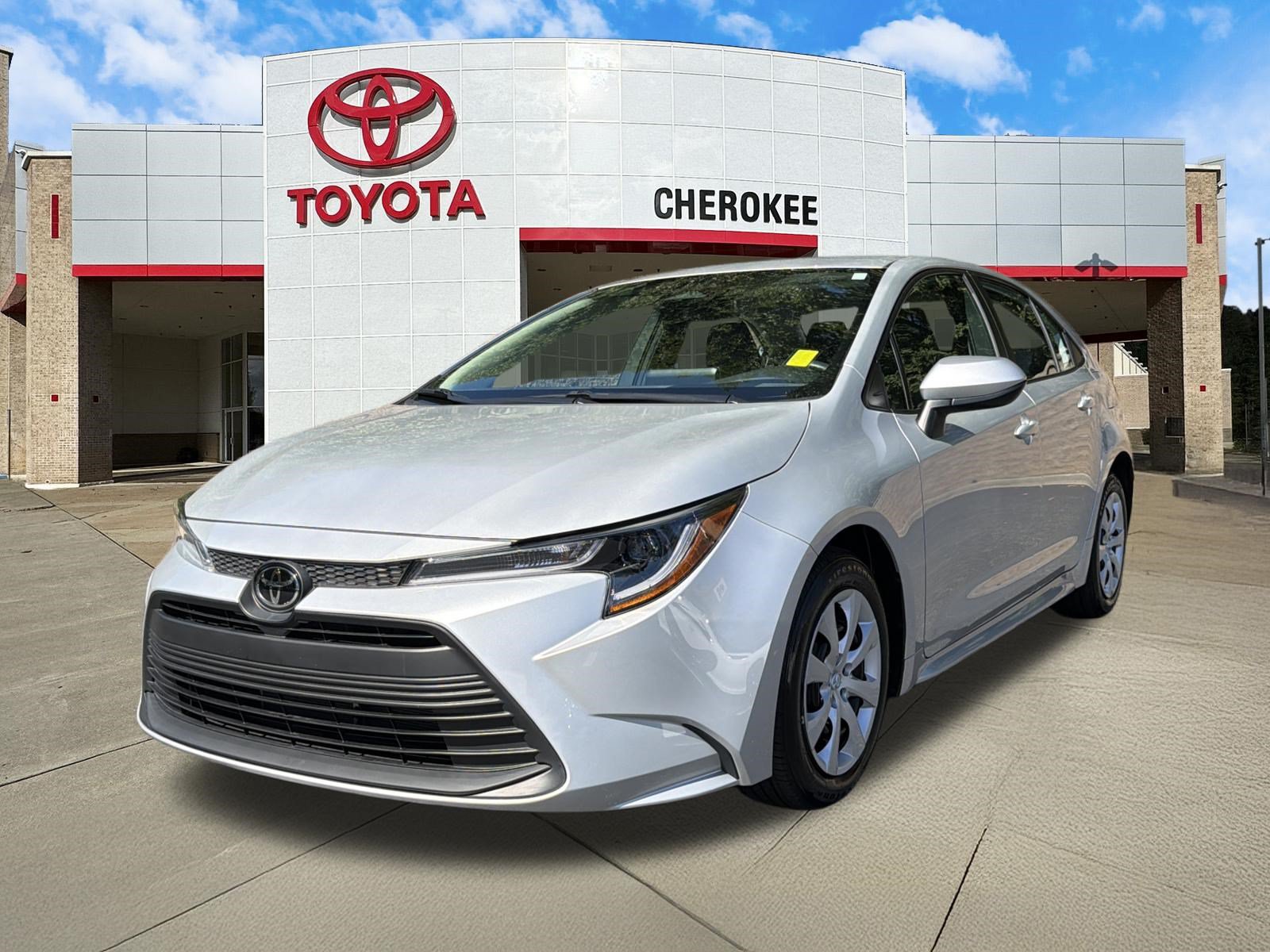 Used 2024 Toyota Corolla LE FWD image 1