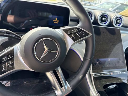 Used 2025 Mercedes-Benz CLE 300 4MATIC Cabriolet image 21