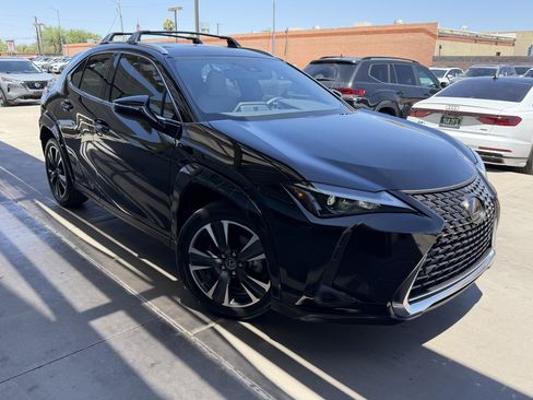 Used 2024 Lexus UX 250h FWD w/ Premium Package image 6