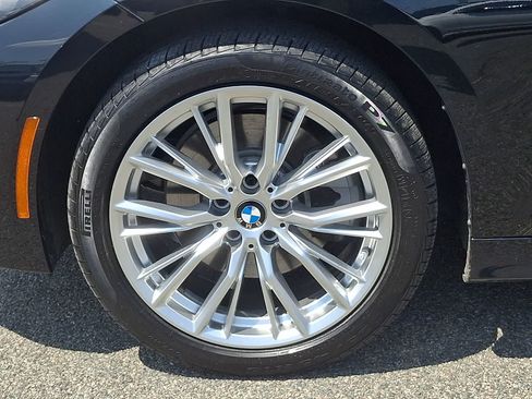 Used 2023 BMW 330i xDrive Sedan w/ Convenience Package AWD/4WD image 9