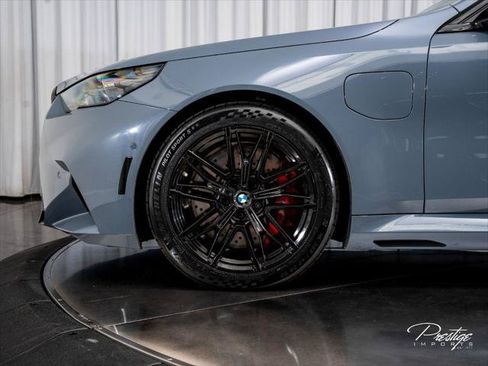 Used 2025 BMW M5 w/ Carbon Package AWD/4WD image 10