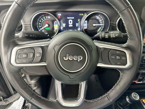 Used 2023 Jeep Wrangler Unlimited Sahara w/ Cold Weather Group AWD/4WD image 22