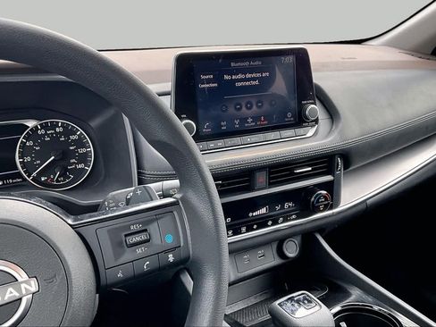Certified 2023 Nissan Rogue SV FWD image 7
