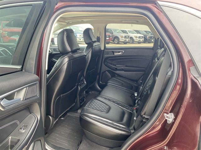 Used 2023 Ford Edge Titanium AWD/4WD image 13