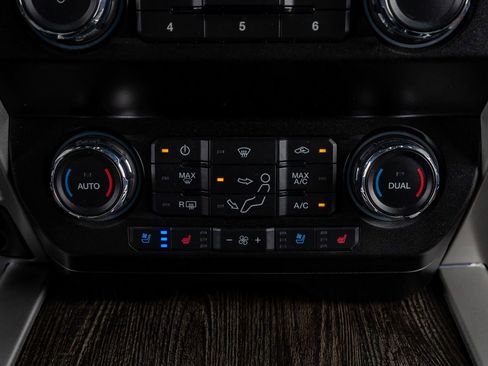 Used 2021 Ford F350 Lariat image 26