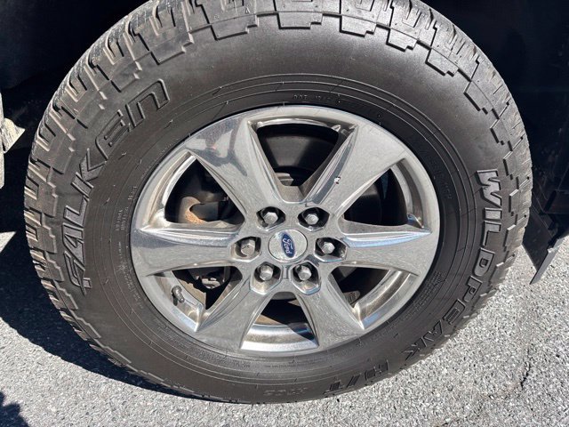 Used 2018 Ford F150 XLT w/ Equipment Group 302A Luxury AWD/4WD image 17