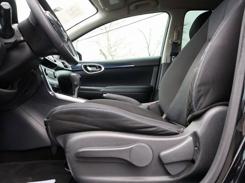 Used 2017 Nissan Sentra SR image 30