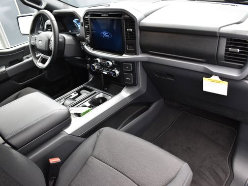 Used 2025 Ford F150 XLT w/ Equipment Group 302A MID image 40