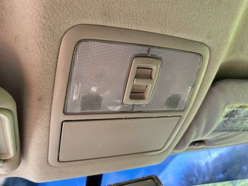 Used 2008 Toyota RAV4 2WD image 22