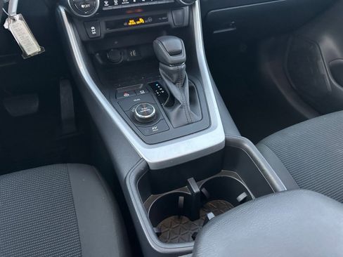 Used 2025 Toyota RAV4 LE image 40