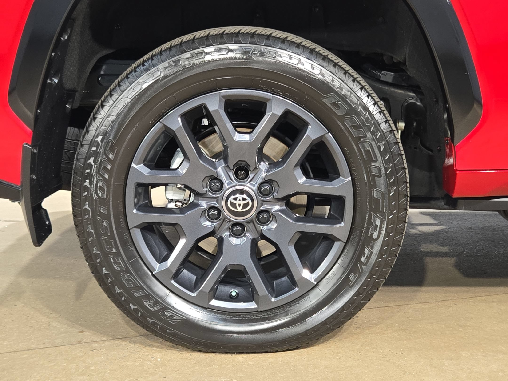 Certified 2025 Toyota Sequoia Platinum AWD/4WD image 17