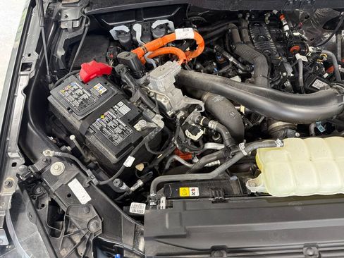 Used 2025 Ford F150 Lariat w/ Equipment Group 502A High AWD/4WD image 51