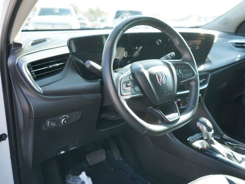 Used 2024 Buick Encore GX Sport Touring image 14