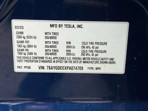 Used 2023 Tesla Model Y Long Range image 30
