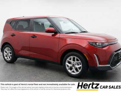 Used 2025 Kia Soul LX w/ LX Technology Package