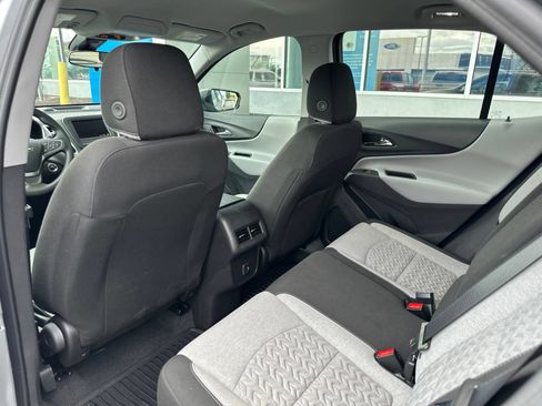 Used 2024 Chevrolet Equinox LS FWD image 15