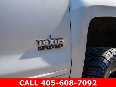 Used 2018 Chevrolet Silverado 1500 LT w/ Texas Edition AWD/4WD image 10