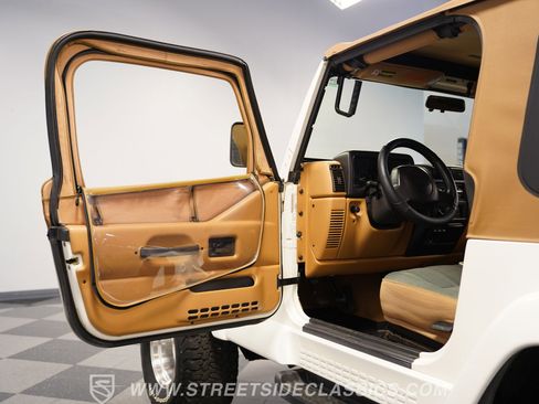Used 1997 Jeep Wrangler Sahara image 36