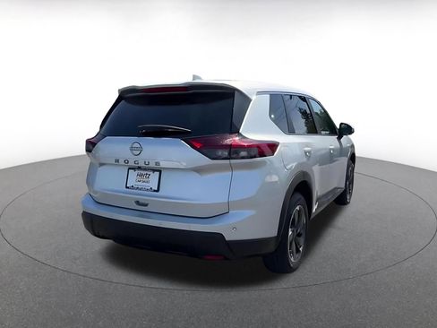 Used 2025 Nissan Rogue SV FWD image 14