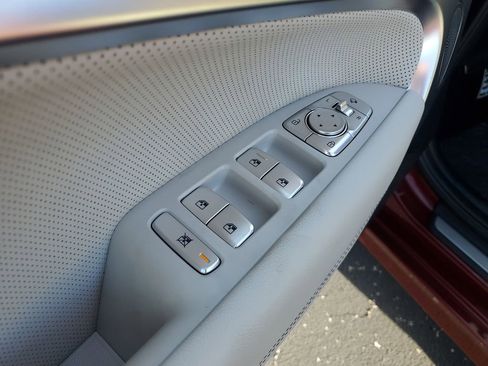 Used 2025 Genesis G70 2.5T w/ Sport Prestige Package image 25