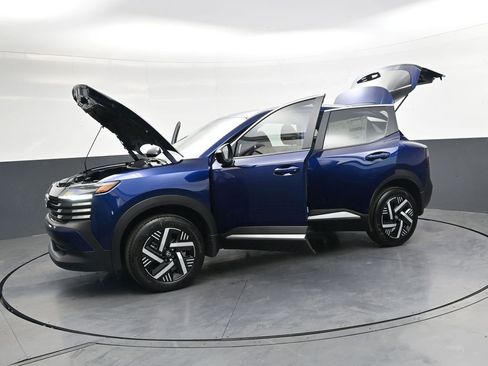 New 2026 Nissan Kicks SV FWD image 45