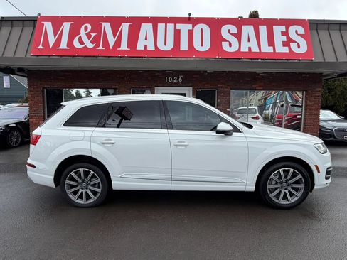 Used 2018 Audi Q7 3.0T Prestige w/ Prestige Package AWD/4WD image 2