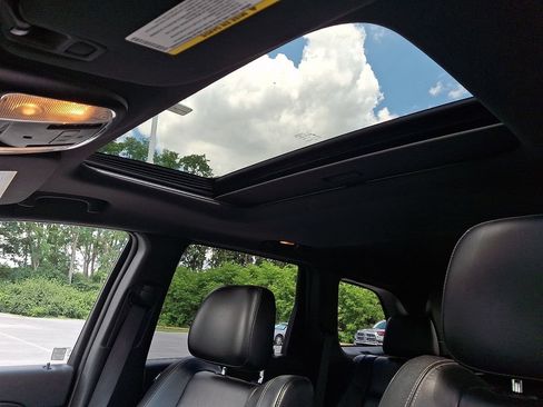 Used 2014 Jeep Grand Cherokee Limited w/ Trailer Tow Group IV AWD/4WD image 15