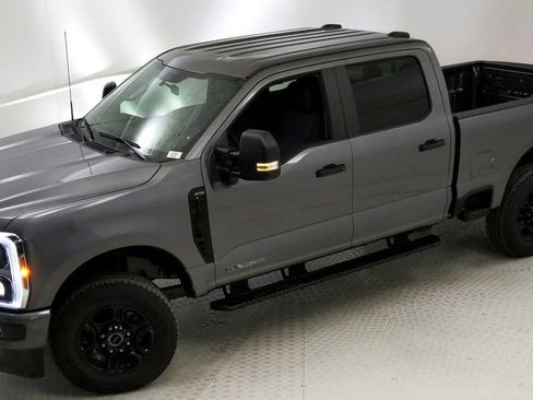 Certified 2024 Ford F250 XL w/ STX Appearance Package AWD/4WD image 21