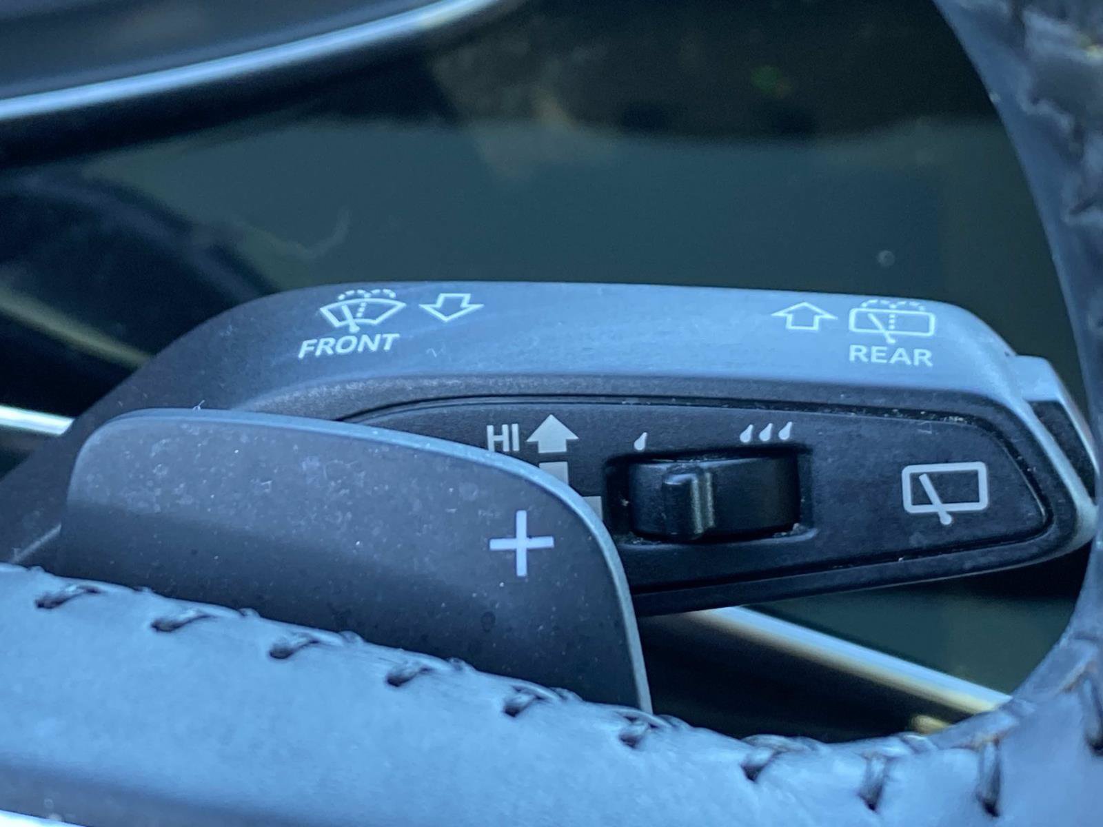 Used 2020 Audi Q8 Premium Plus AWD/4WD image 22